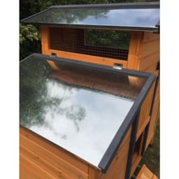 Poulailler en bois FSC pour 4 à 6 poules avec toit ouvrant - Image 2