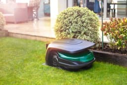 Robot tondeuse connecté Robomow RK1000 pour pelouses jusqu’à 1000 m² - Image 2